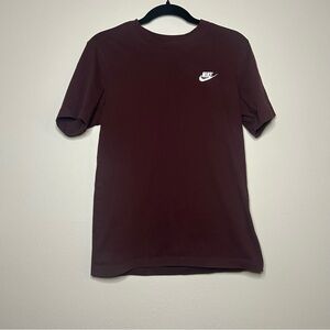 Nike Men's Crewneck Tee in Deep Maroon with White Logo